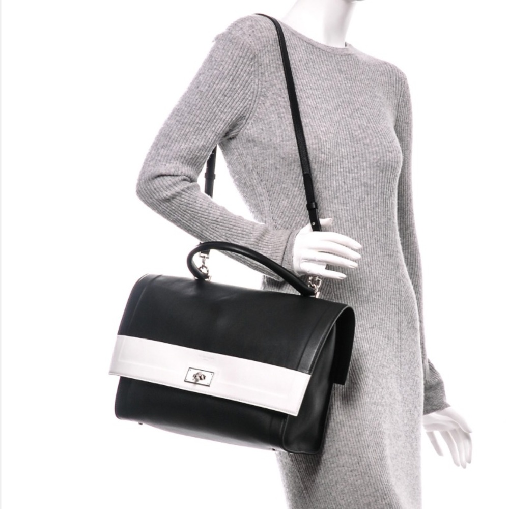❤️TRADED❤️ RARE Givenchy BiColor Shark Satchel - Picture 4 of 8
